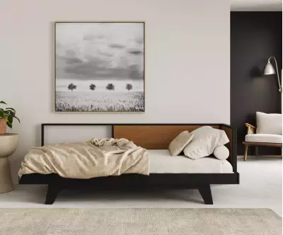Lit banquette adulte noir et bois avec matelas