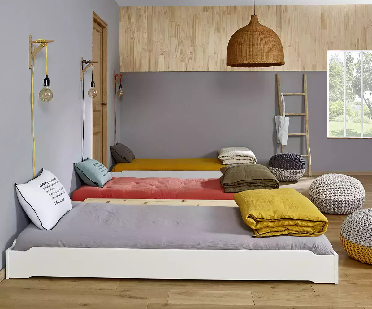 Lit empilable Vaka blanc avec matelas