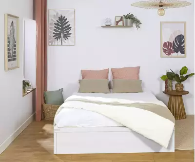 Lit avec sommier Akara avec couchage en bois de hêtre massif