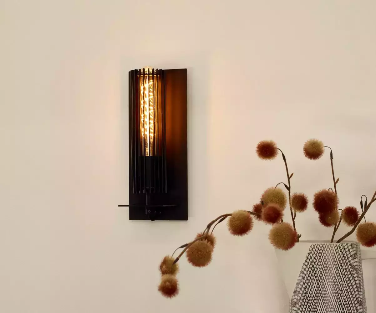 Applique murale Spica en métal noir pour intérieur