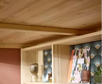 Détails sommier plancher du lit mezzanine bois naturel