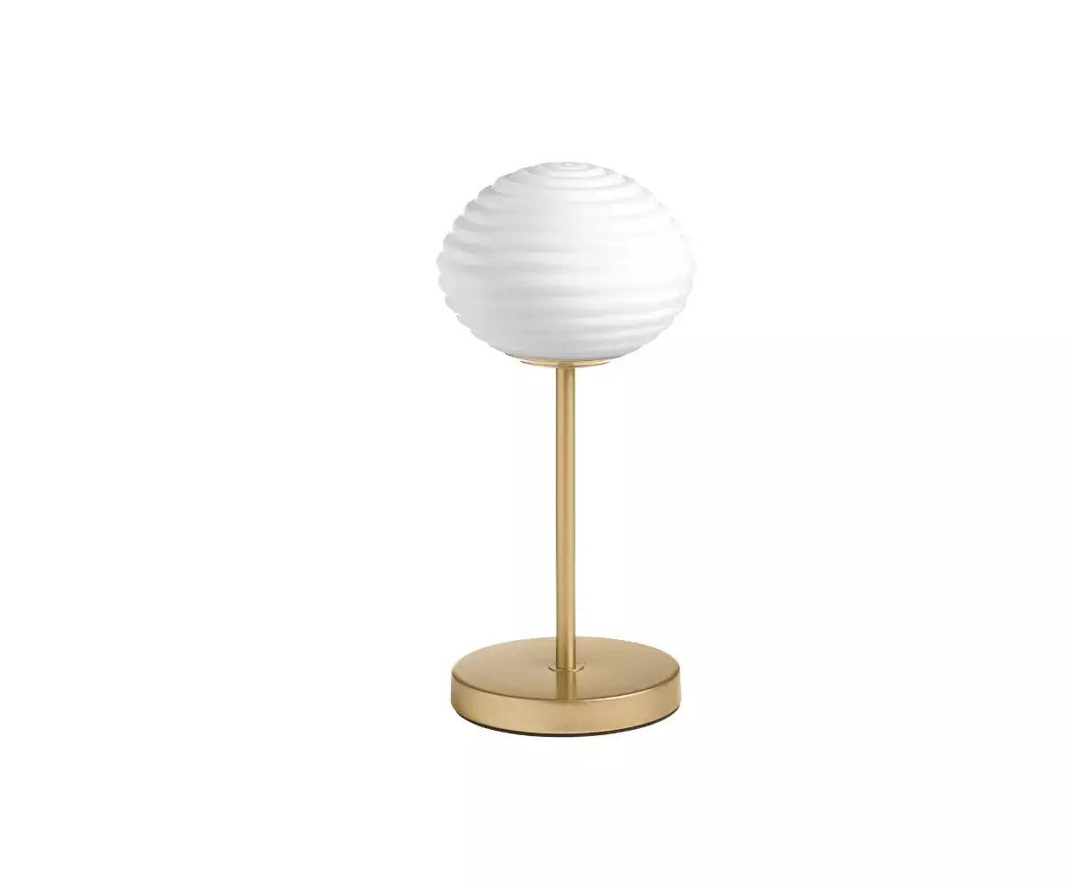 Lampe à Poser Koloa coloris laiton diffuse une lumière douce uniforme dans toute la pièce