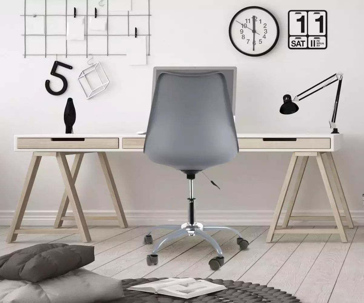 Chaise de bureau grise