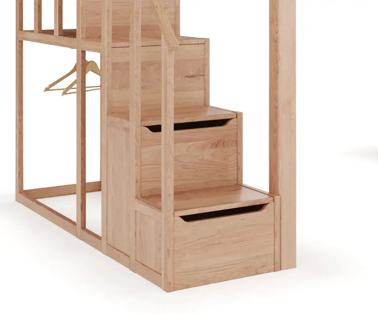Zoom sur les marches de l'escalier avec rangement