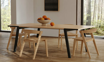 Table  manger Drift offre un espace de repas confortable 