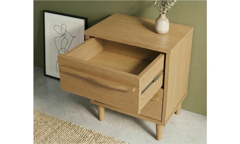 Table de chevet bois massif finition noisette - tiroir ouvert